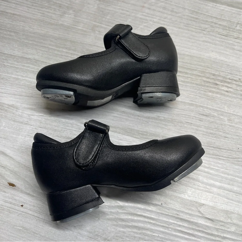 Dream Pairs Mary Jane Black Tap Shoes Toddler Little Girl’s size 8